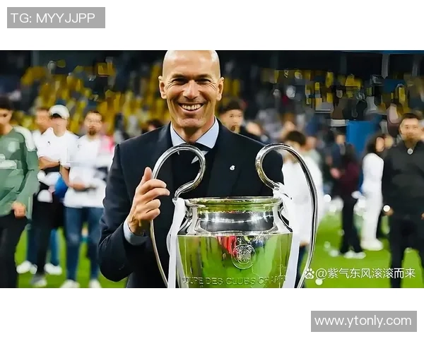 从默默无闻到世界之巅：那些逆袭成传奇的足球巨星们